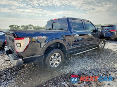 Trzecie zdjęcie samochodu z tyłu: 2022 FORD F150 SUPERCREW VIN:1FTFW1E58NFA06975 - miniatura
