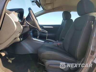 Zdjęcie 7 z 13 samochodu: 2017 NISSAN SENTRA S VIN:3N1AB7AP1HY222070 - miniatura