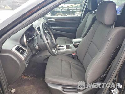 Zdjęcie 7 z 12 samochodu: 2018 JEEP GRAND CHEROKEE LAREDO VIN:1C4RJFAG2JC103438 - miniatura