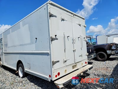 Zdjęcie 6 z 12 samochodu: 2015 FORD F59 DELIVERY TRUCK VIN:1F65F5KY3F0A08772 - miniatura