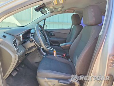Zdjęcie 7 z 13 samochodu: 2017 CHEVROLET TRAX LS VIN:3GNCJKSB5HL280749 - miniatura