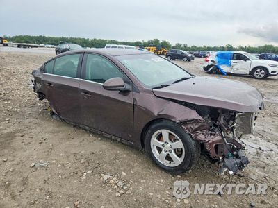 Czwarte zdjęcie samochodu z boku: 2015 CHEVROLET CRUZE LT VIN:1G1PC5SB4F7210448 - miniatura