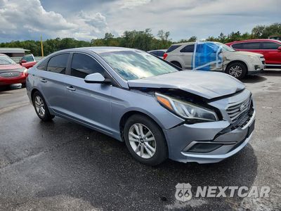 Czwarte zdjęcie samochodu z boku: 2016 HYUNDAI SONATA VIN:5NPE24AF0GH404682 - miniatura