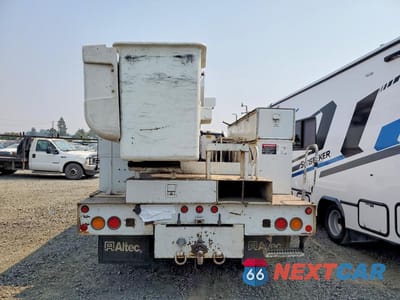 Zdjęcie 6 z 13 samochodu: 2017 FORD F550 SUPER DUTY VIN:1FD0X5HT7HED20207 - miniatura