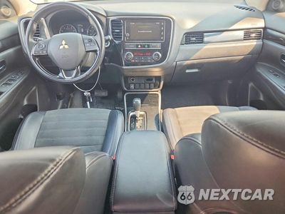 Zdjęcie 8 z 13 samochodu: 2019 MITSUBISHI OUTLANDER SE VIN:JA4AZ3A30KZ027728 - miniatura