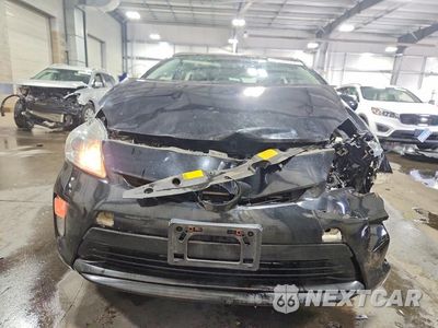 Piąte zdjęcie samochodu w środku: 2014 TOYOTA PRIUS TWO VIN:JTDKN3DU8E0392757 - miniatura