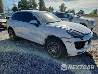 Czwarte zdjęcie samochodu z boku: 2015 PORSCHE CAYENNE TURBO VIN:WP1AC2A21FLA80731 - miniatura