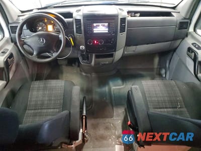 Zdjęcie 8 z 13 samochodu: 2014 MERCEDES-BENZ SPRINTER 2500 VIN:WD3PE7CC2E5826075 - miniatura