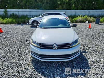 Piąte zdjęcie samochodu w środku: 2017 VOLKSWAGEN JETTA SPORT VIN:3VWD17AJ5HM299277 - miniatura