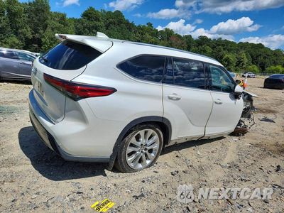 Trzecie zdjęcie samochodu z tyłu: 2021 TOYOTA HIGHLANDER LIMITED VIN:5TDDZRBH6MS066537 - miniatura