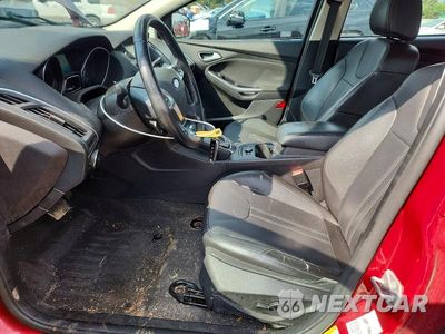 Zdjęcie 7 z 12 samochodu: 2014 FORD FOCUS TITANIUM VIN:1FADP3N29EL329834 - miniatura