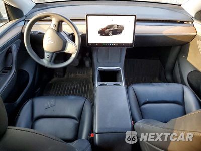 Zdjęcie 8 z 13 samochodu: 2023 TESLA MODEL Y VIN:7SAYGAEE5PF965038 - miniatura
