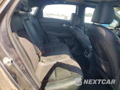 Zdjęcie 10 z 13 samochodu: 2021 KIA FORTE GT VIN:3KPF44AC6ME401421 - miniatura