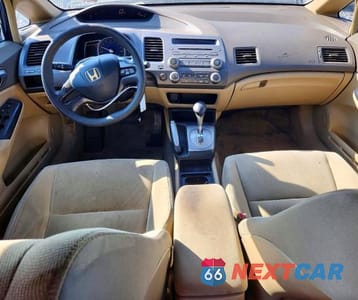 Zdjęcie 8 z 12 samochodu: 2006 HONDA CIVIC LX VIN:1HGFA16546L006151 - miniatura