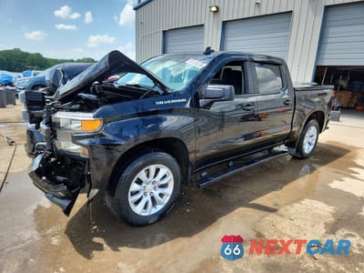 2020 CHEVROLET SILVERADO K1500 CUSTOM 1GCPYBEH6LZ299947 - główne zdjęcie licytacji z USA - miniatura