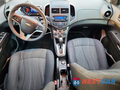 Zdjęcie 8 z 12 samochodu: 2012 CHEVROLET SONIC LT VIN:1G1JC6SH1C4160637 - miniatura