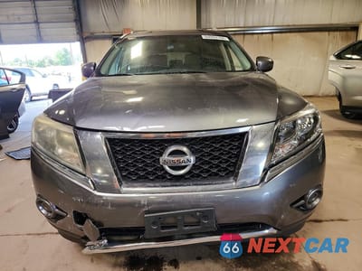 Piąte zdjęcie samochodu w środku: 2016 NISSAN PATHFINDER S VIN:5N1AR2MM9GC607991 - miniatura