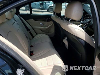 Zdjęcie 10 z 12 samochodu: 2018 MERCEDES-BENZ C 300 VIN:55SWF4JB8JU248935 - miniatura