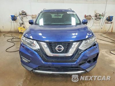 Piąte zdjęcie samochodu w środku: 2017 NISSAN ROGUE S VIN:5N1AT2MV6HC808226 - miniatura