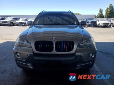 Piąte zdjęcie samochodu w środku: 2009 BMW X5 XDRIVE30I VIN:5UXFE43579L272730 - miniatura