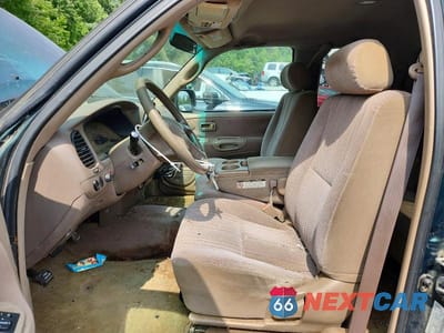 Zdjęcie 7 z 12 samochodu: 2001 TOYOTA TUNDRA SR5 VIN:5TBBT44141S201871 - miniatura