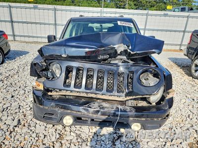 Piąte zdjęcie samochodu w środku: 2015 JEEP PATRIOT SPORT VIN:1C4NJPBB0FD171309 - miniatura