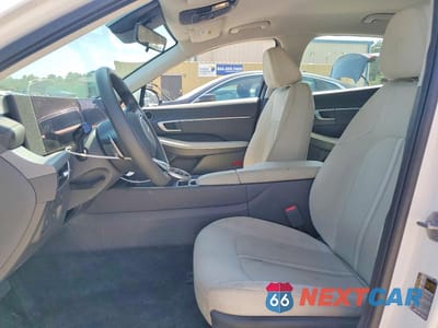 Zdjęcie 7 z 12 samochodu: 2025 HYUNDAI SONATA SEL VIN:KMHL64JA6SA457821 - miniatura