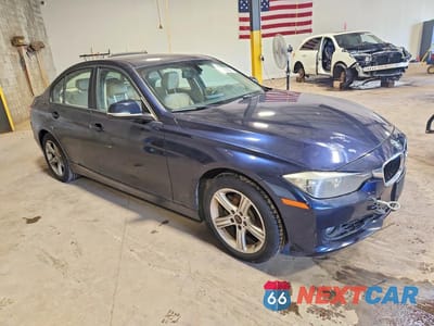 Czwarte zdjęcie samochodu z boku: 2015 BMW 328 XI SULEV VIN:WBA3B5G59FNS19828 - miniatura
