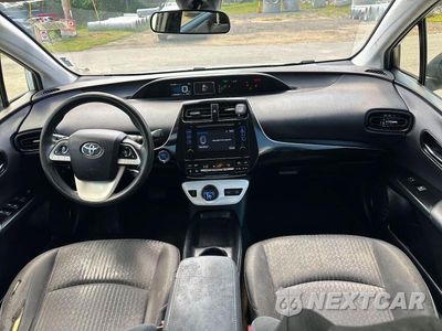 Zdjęcie 7 z 10 samochodu: 2018 TOYOTA PRIUS ONE VIN:JTDKBRFU9J3060117 - miniatura