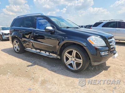 Czwarte zdjęcie samochodu z boku: 2010 MERCEDES-BENZ GL 550 4MATIC VIN:4JGBF8GE4AA597300 - miniatura