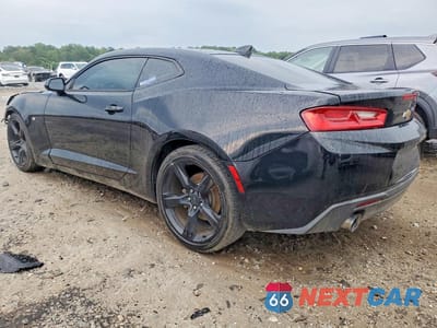 Drugie zdjęcie samochodu z przodu: 2017 CHEVROLET CAMARO LT VIN:1G1FB1RX8H0141087 - miniatura