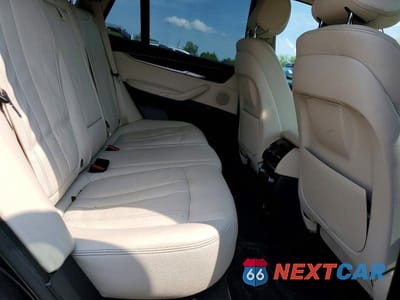Zdjęcie 11 z 13 samochodu: 2015 BMW X5 XDRIVE35I VIN:5UXKR0C56F0P09786 - miniatura