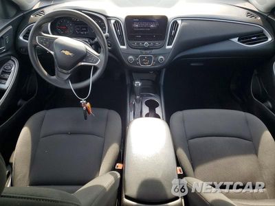 Zdjęcie 8 z 13 samochodu: 2020 CHEVROLET MALIBU LS VIN:1G1ZB5ST7LF020715 - miniatura