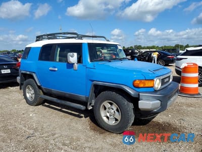 Czwarte zdjęcie samochodu z boku: 2008 TOYOTA FJ CRUISER BASE VIN:JTEBU11F480105136 - miniatura