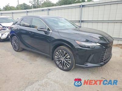 Czwarte zdjęcie samochodu z boku: 2025 LEXUS RX 350 PREMIUM+ VIN:JTJCHMAA9S2029988 - miniatura