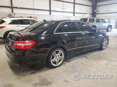 Trzecie zdjęcie samochodu z tyłu: 2012 MERCEDES-BENZ E 350 VIN:WDDHF5KB6CA620241 - miniatura