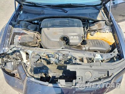 Zdjęcie 11 z 12 samochodu: 2018 CHRYSLER 300 S VIN:2C3CCAGG9JH267779 - miniatura