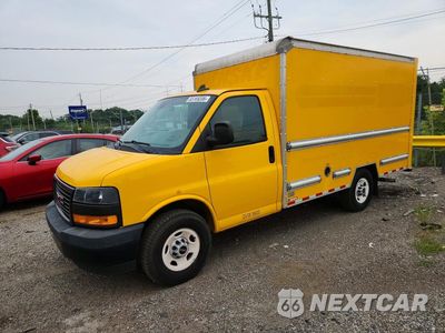 2020 GMC SAVANA BOX TRUCK 1GD07RFP3L1182212 - główne zdjęcie licytacji z USA - miniatura