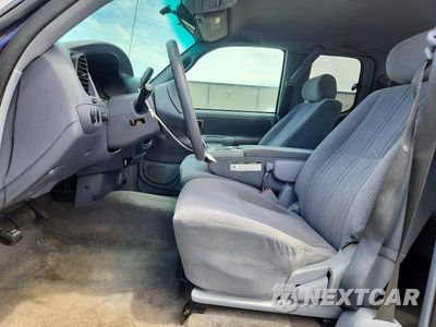 Zdjęcie 7 z 12 samochodu: 2001 TOYOTA TUNDRA SR5 VIN:5TBRT34191S148710 - miniatura