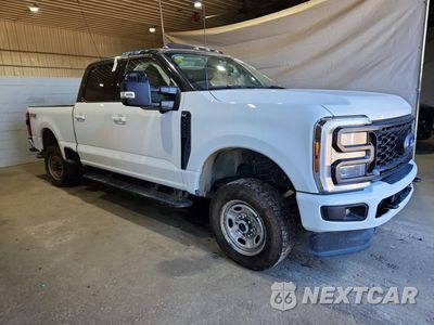Czwarte zdjęcie samochodu z boku: 2024 FORD F250 SUPER DUTY VIN:1FT8W2BN9REE75006 - miniatura