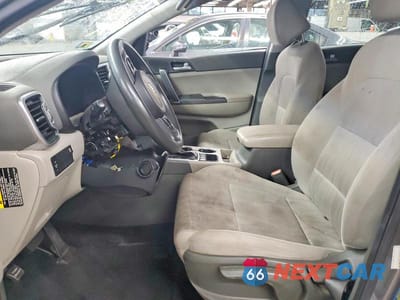 Zdjęcie 7 z 13 samochodu: 2017 KIA SPORTAGE LX VIN:KNDPMCAC1H7047103 - miniatura