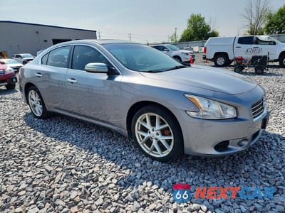 Czwarte zdjęcie samochodu z boku: 2009 NISSAN MAXIMA 3.5 S VIN:1N4AA51E09C855212 - miniatura