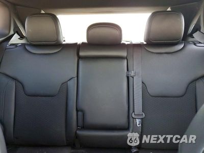 Zdjęcie 10 z 13 samochodu: 2025 JEEP COMPASS LATITUDE VIN:3C4NJDBN1ST561901 - miniatura