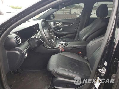 Zdjęcie 7 z 12 samochodu: 2020 MERCEDES-BENZ E 350 4MATIC VIN:WDDZF8EB7LA734234 - miniatura