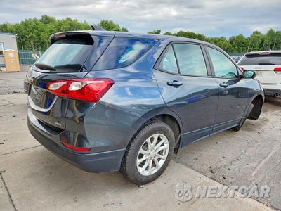 Trzecie zdjęcie samochodu z tyłu: 2020 CHEVROLET EQUINOX LS VIN:2GNAXSEV8L6147525 - miniatura