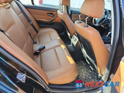 Zdjęcie 10 z 12 samochodu: 2010 BMW 328 I VIN:WBAPH7C52AA175625 - miniatura