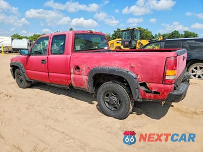 Drugie zdjęcie samochodu z przodu: 2002 CHEVROLET SILVERADO K1500 VIN:2GCEK19T821311573 - miniatura