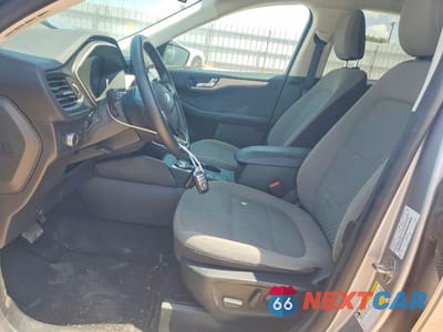 Zdjęcie 7 z 13 samochodu: 2021 FORD ESCAPE SE VIN:1FMCU0G64MUA92915 - miniatura