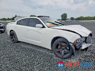 Czwarte zdjęcie samochodu z boku: 2013 DODGE CHARGER SXT VIN:2C3CDXJG3DH538591 - miniatura