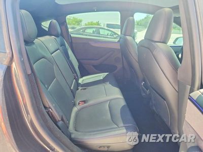Zdjęcie 10 z 13 samochodu: 2026 TESLA MODEL Y VIN:7SAYGDED6TA648062 - miniatura
